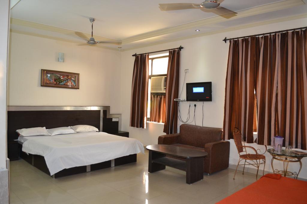 Fabhotel Prashant Palace 마이소르 객실 사진
