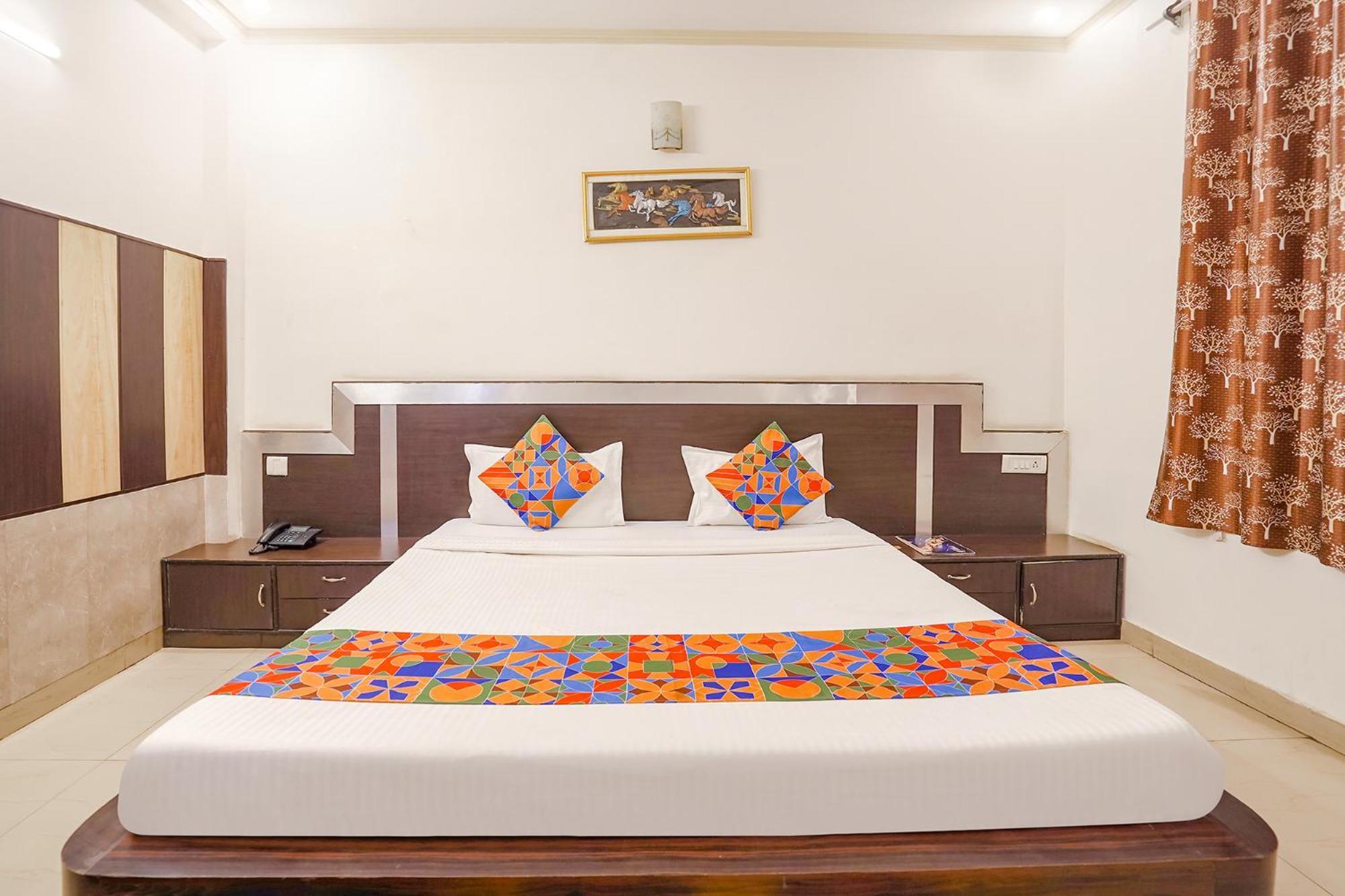 Fabhotel Prashant Palace 마이소르 외부 사진
