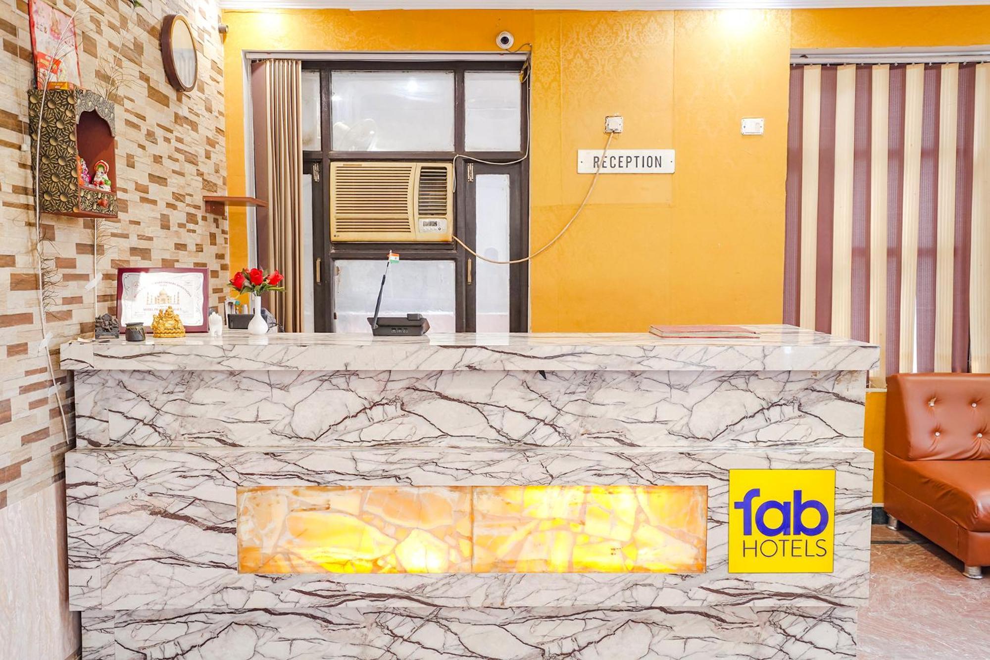 Fabhotel Prashant Palace 마이소르 외부 사진