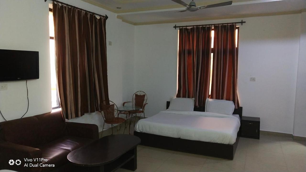 Fabhotel Prashant Palace 마이소르 외부 사진