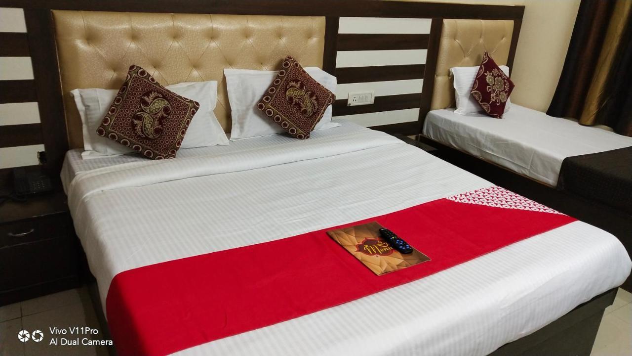 Fabhotel Prashant Palace 마이소르 외부 사진