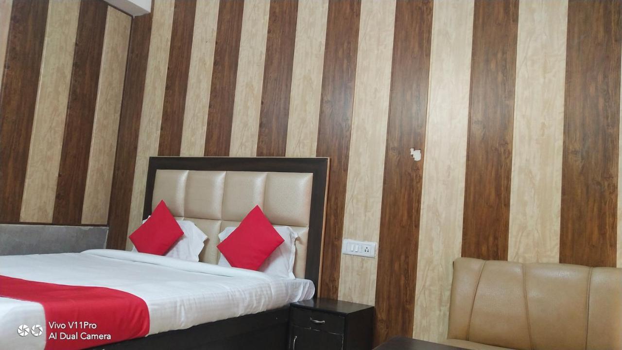 Fabhotel Prashant Palace 마이소르 외부 사진